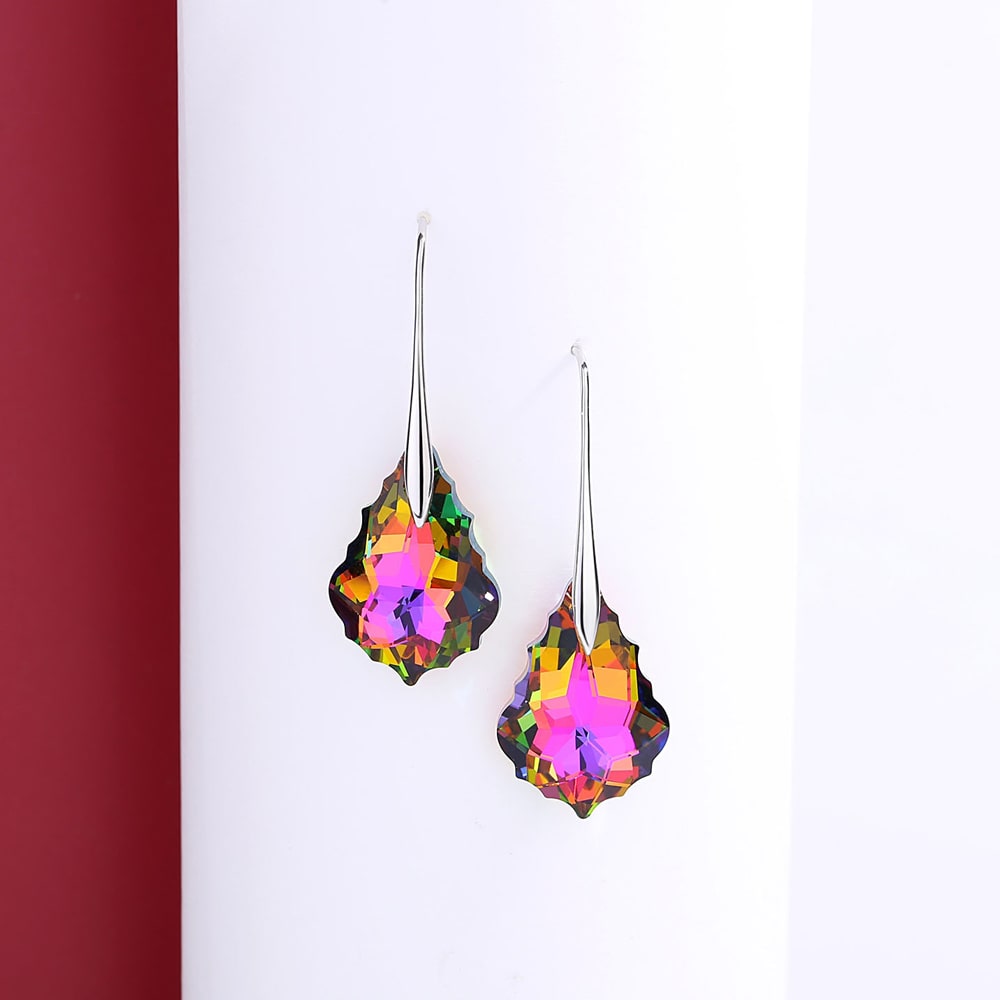 Bijoux de boucles d'oreilles pendantes en cristal baroque 